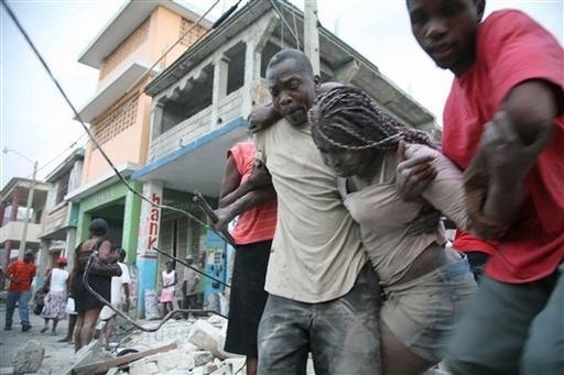 Terremoto deixou dezenas de mortos e feridos
