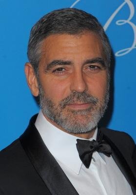 George Clooney organiza maratona na TV para arrecadar dinheiro para o Haiti