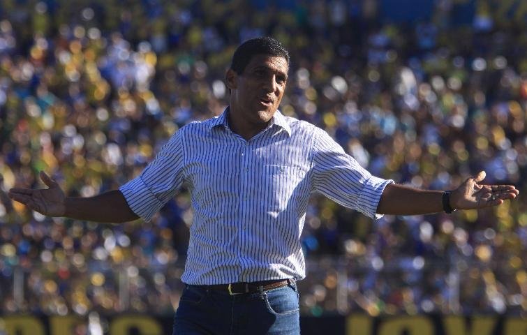 Silas estreia no Gr&ecirc;mio com vit&oacute;ria
