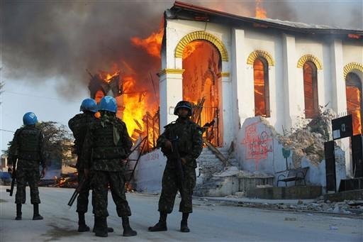Militares brasileiros admitem temor por viol&ecirc;ncia no Haiti