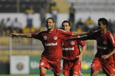 Inter B, de Ytalo, volta a campo nesta quarta-feira