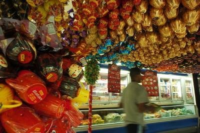 Com&eacute;rcio vai contratar 14 mil tempor&aacute;rios para P&aacute;scoa