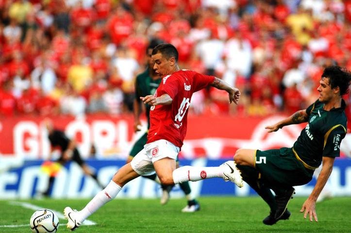 D&acute;Alessnadro foi um dos melhores em campo