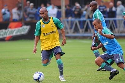 Jo&iacute;lson: &ldquo;Agrade&ccedil;o &agrave; todos do grupo pela confian&ccedil;a&rdquo;