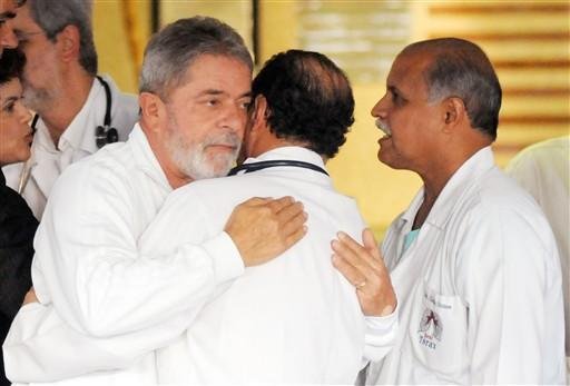Chefes de Estado telefonam para saber de Lula
