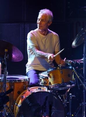 &ldquo;Sempre odiei o Elvis&rdquo;, declara Charlie Watts 