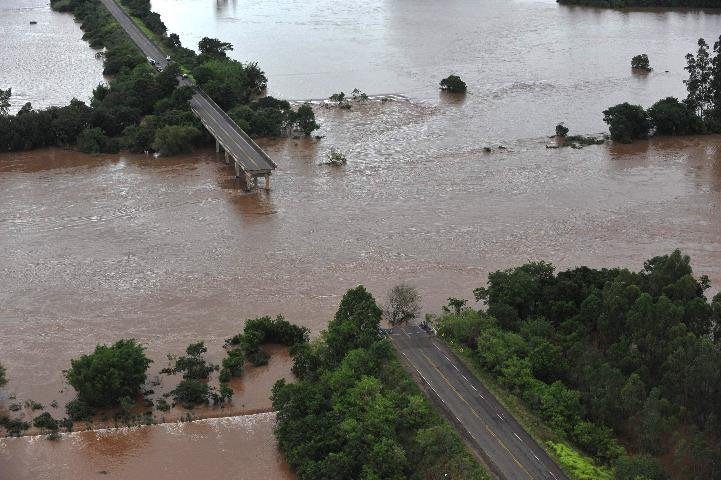 Balsa come&ccedil;a a funcionar em Agudo dentro de um m&ecirc;s 