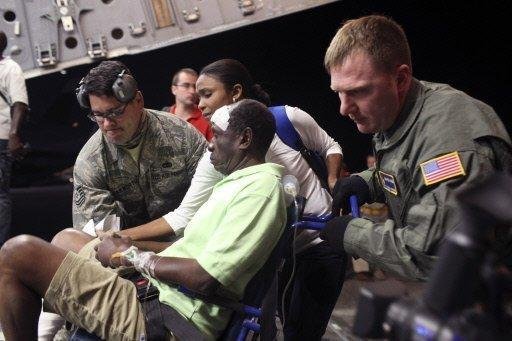 Militares americanos suspendem voos com v&iacute;timas haitianas