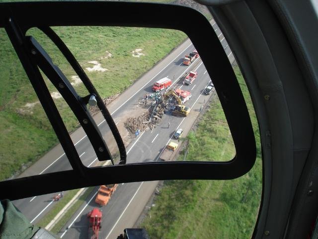 Acidente interrompeu tr&acirc;nsito na BR-101