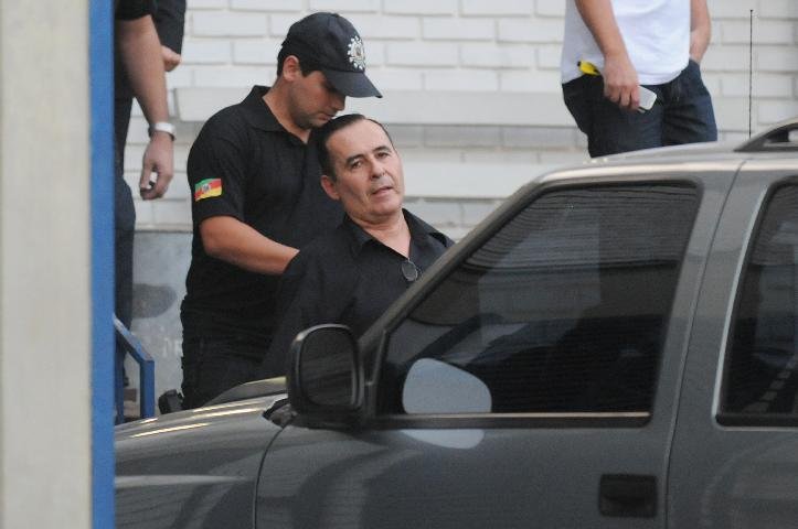 Defesa de Bayard tenta habeas corpus para solt&aacute;-lo