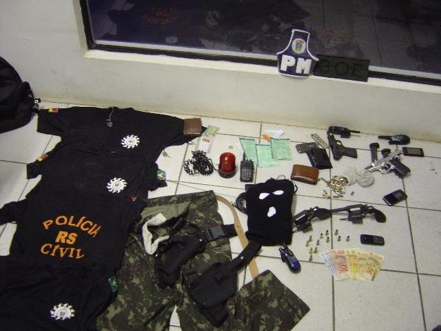 Pol&iacute;cia prende sete em troca de tiros em Os&oacute;rio 