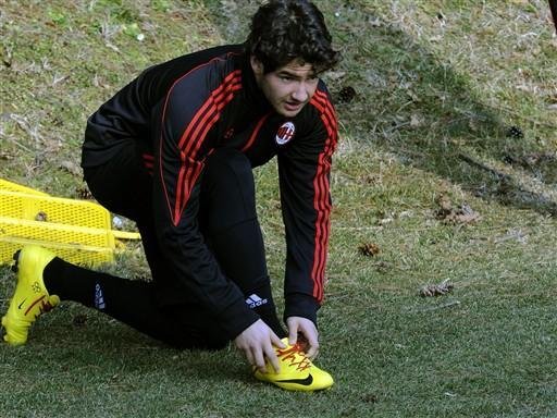 Pato &eacute; uma das op&ccedil;&otilde;es de Leonardo para o jogo de ter&ccedil;a