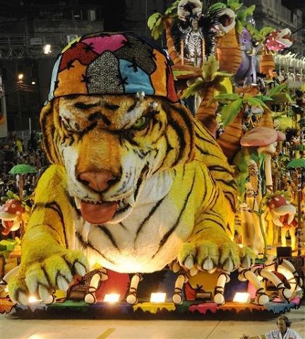 Porto da Pedra pinta Sapuca&iacute; com cores da moda e hist&oacute;ria
