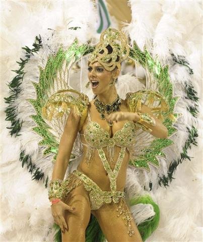 Grande Rio apresenta muitas musas na Sapuca&iacute;