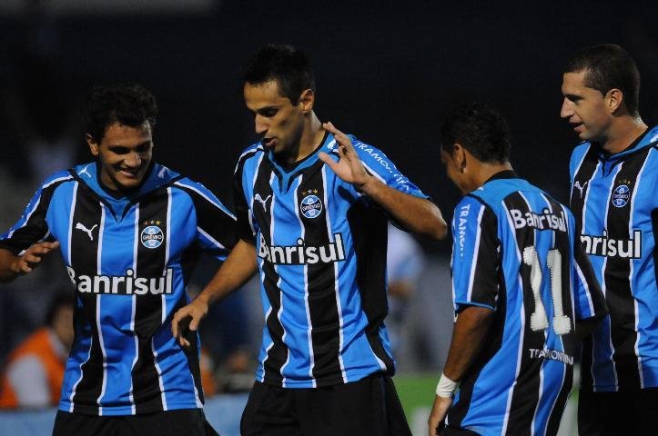 Tricolor enfrenta time da Serra por vaga nas semi-finais