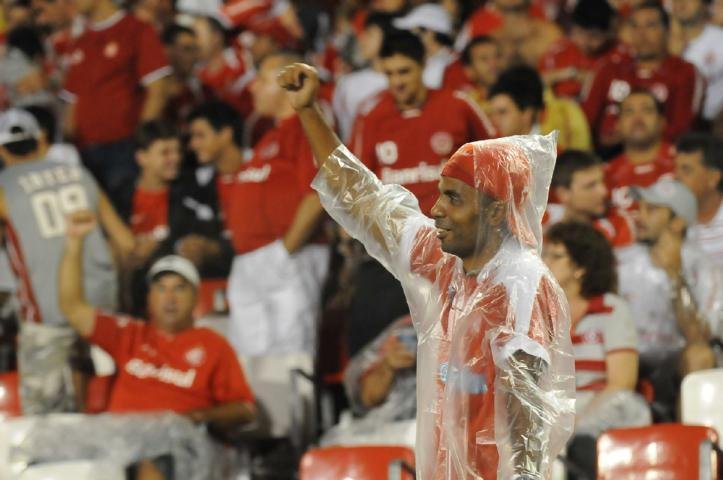 Giuliano quer ajuda da torcida contra o Emelec