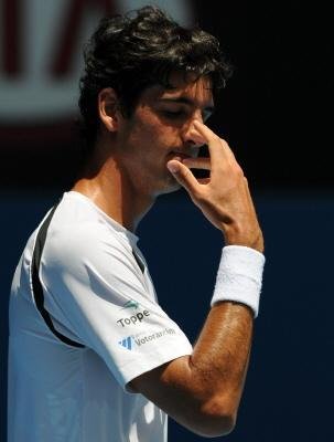Bellucci desperdi&ccedil;a chances e &eacute; eliminado por Ferrer
