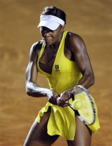 Venus vence e vai &agrave;s quartas de final em Acapulco