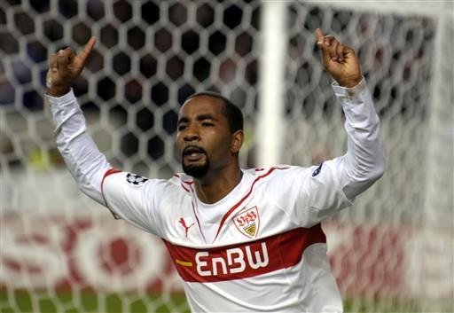 Cacau marcou contra o Bar&ccedil;a na Liga dos Campe&otilde;es e foi convocado pela sele&ccedil;&atilde;o alem&atilde;