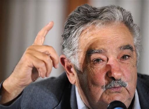 Mujica diz que Brasil deve liderar a regi&atilde;o