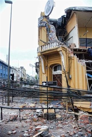 Terremoto deixou mais de 700 mortos