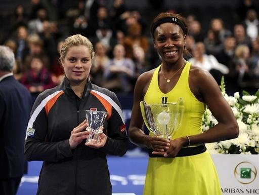 Venus bate Clijsters e ganha torneio amistoso nos EUA
