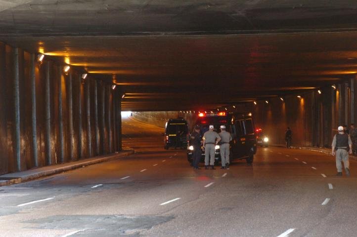 T&uacute;nel da Concei&ccedil;&atilde;o est&aacute; bloqueado 