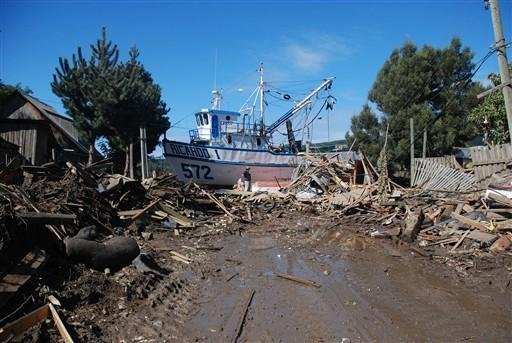 S&eacute;rie de tr&ecirc;s terremotos atinge o Chile