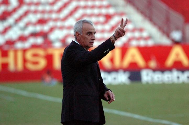 S&oacute; falarei do Walter quando conversamos pessoalmente, diz Fossati