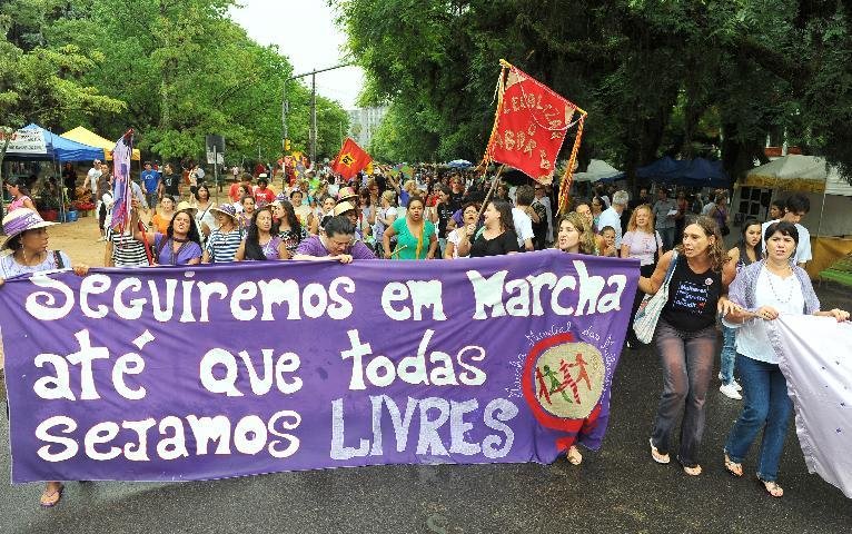 Protesto tamb&eacute;m tinha faixa