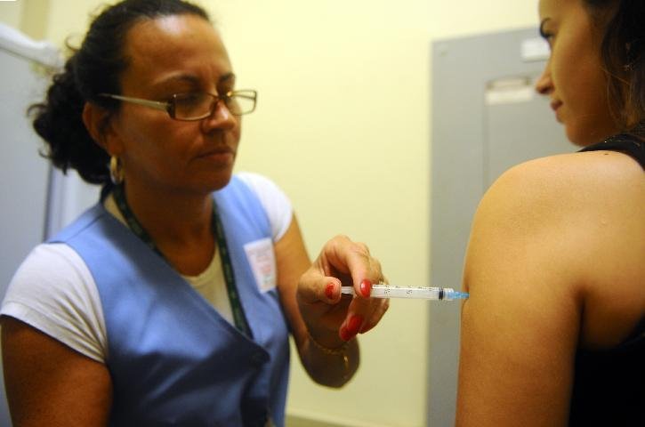 Come&ccedil;a hoje campanha de vacina&ccedil;&atilde;o contra gripe su&iacute;na