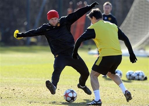Rooney treina e refor&ccedil;a Manchester United contra Milan
