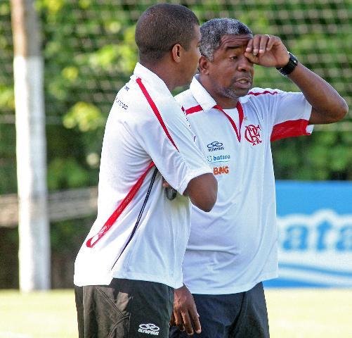 Flamengo encara o Caracas e n&atilde;o quer saber de crise