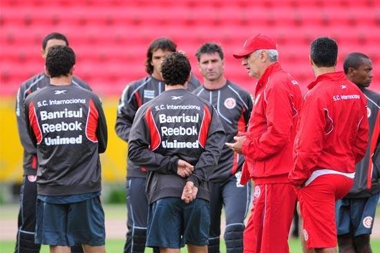 Inter enfrenta o Deportivo e a altitude nesta noite