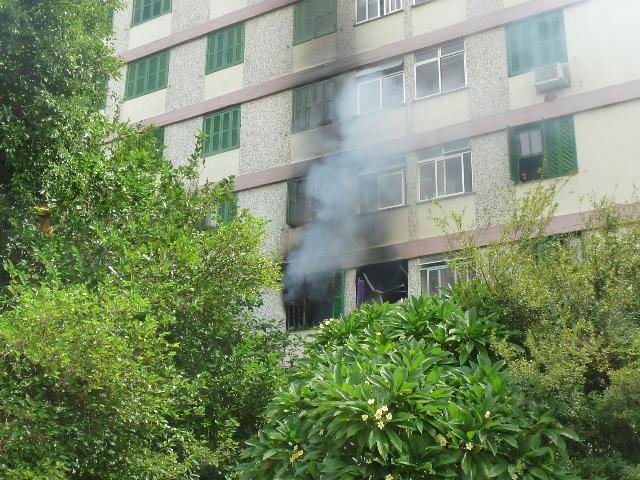 Explos&atilde;o provocou p&acirc;nico em moradores de pr&eacute;dio da Capital