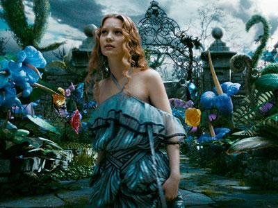 Alice no Pa&iacute;s das Maravilhas se mant&eacute;m l&iacute;der na bilheteria dos EUA