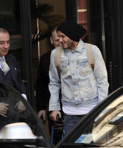 M&eacute;dico d&aacute; pequena esperan&ccedil;a para Beckham ir &agrave; Copa