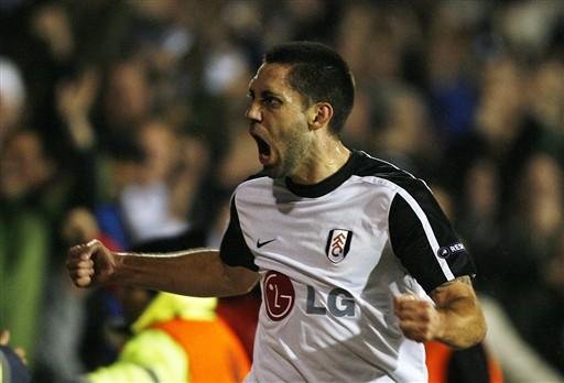 Clint Dempsey marca o quarto do Fulham