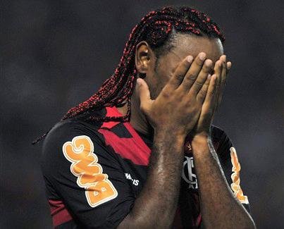 Pol&ecirc;micas extra-campo preocupam t&eacute;cnico do Flamengo