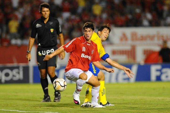 Semana de decis&otilde;es come&ccedil;a com reuni&atilde;o no Beira-Rio