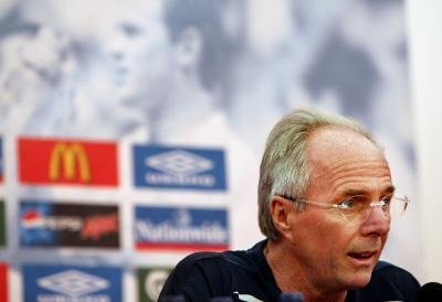Eriksson diz que Costa do Marfim pode avan&ccedil;ar na Copa