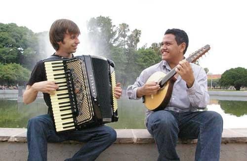 Franco & Kleber se apresentam no Teatro do Ciee 