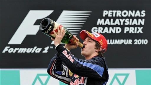 Vettel vence na Mal&aacute;sia e Massa assume lideran&ccedil;a 