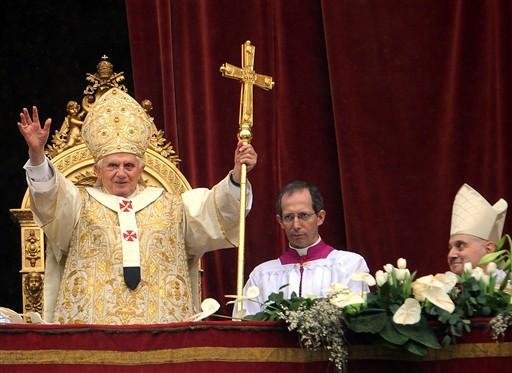 Igreja Cat&oacute;lica defende Papa dos esc&acirc;ndalos de pedofilia
