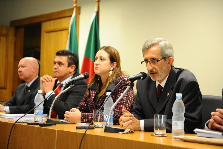 Eliseu era seguido uma semana antes do crime, diz MP