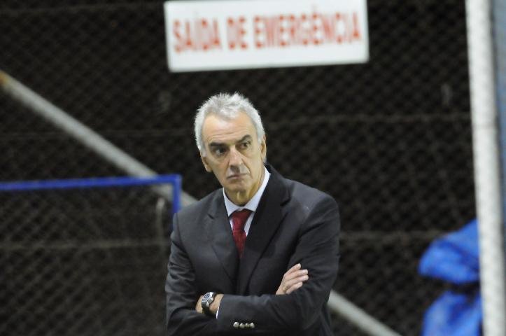 Fossati prega respeito ao Novo Hamburgo