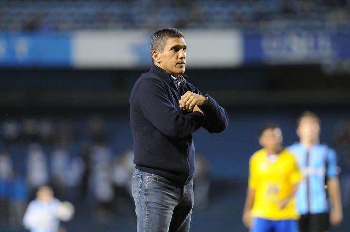 Silas garante que Gr&ecirc;mio segue no caminho certo