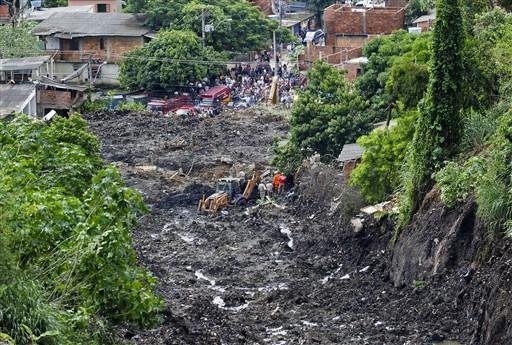Morro do Bumba ser&aacute; mapeado para avaliar risco de novos deslizamentos