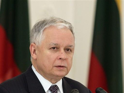 Presidente morreu ap&oacute;s desastre a&eacute;reo