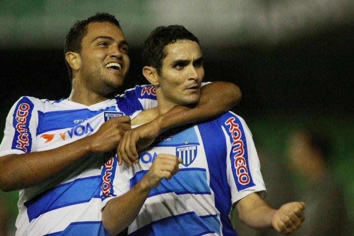 Com desfalque no ataque, Ava&iacute; encara o Gr&ecirc;mio no Ol&iacute;mpico